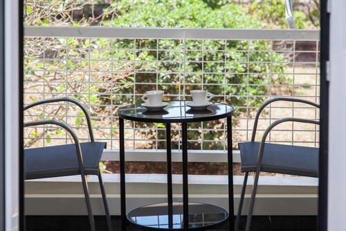 Luxury Athens Riviera 1 Bd Retreat next to Beach