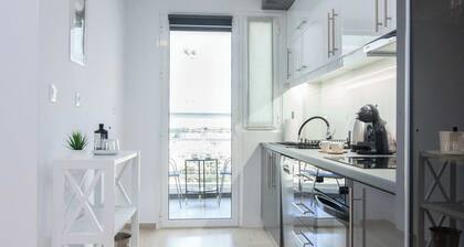 Luxury Athens Riviera 1 Bd Retreat next to Beach