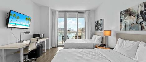 Desk, iron/ironing board, WiFi, bed sheets