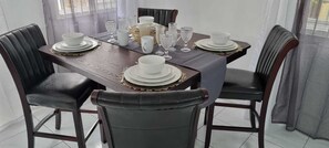 تناول الطعام