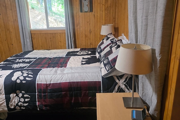 3 dormitoris, caixa forta a l'habitació i planxa i posts de planxar