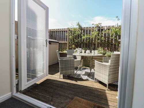 5 Ashcroft Mews