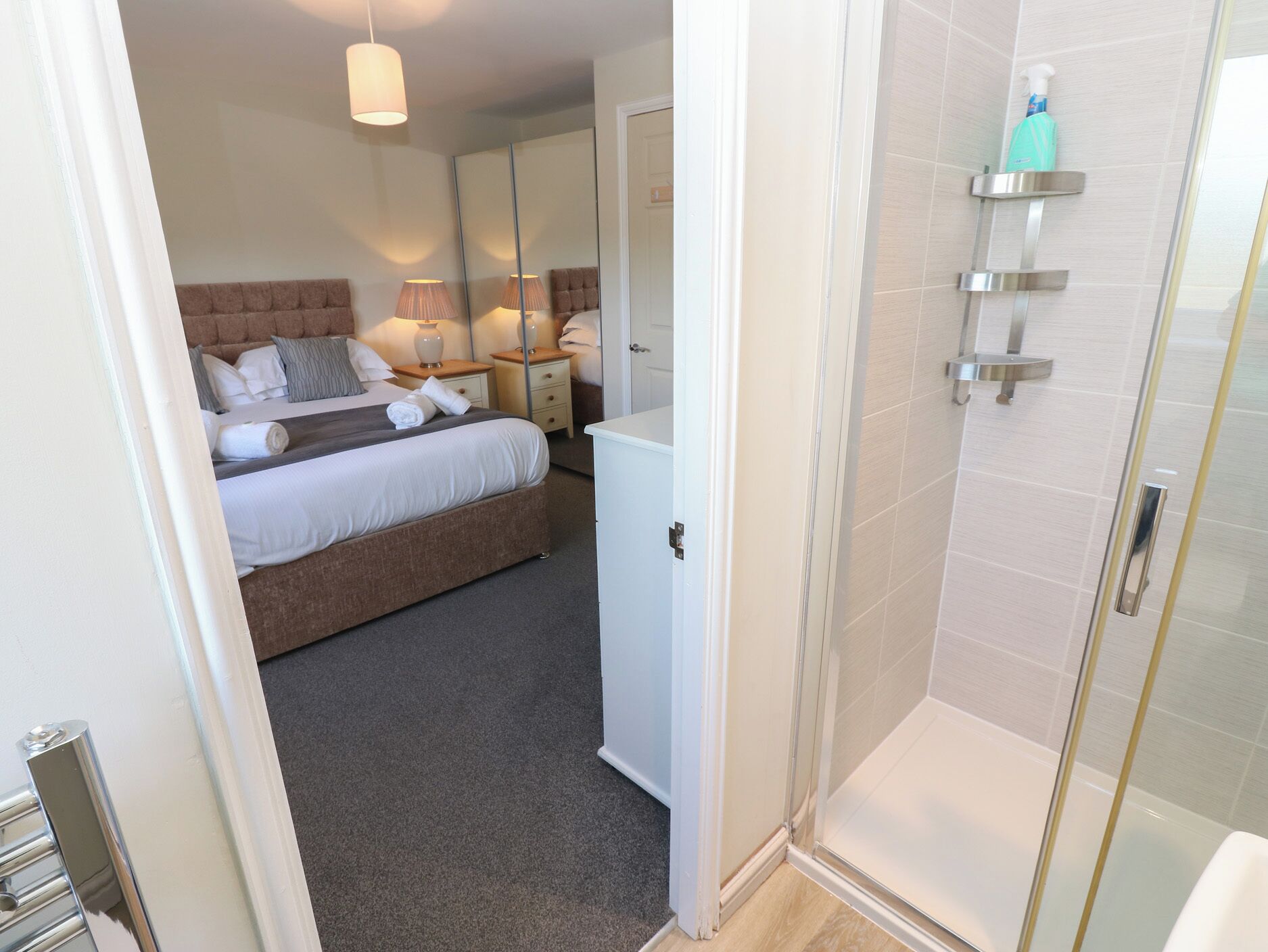 3 bedrooms, individually decorated, individually furnished, free WiFi