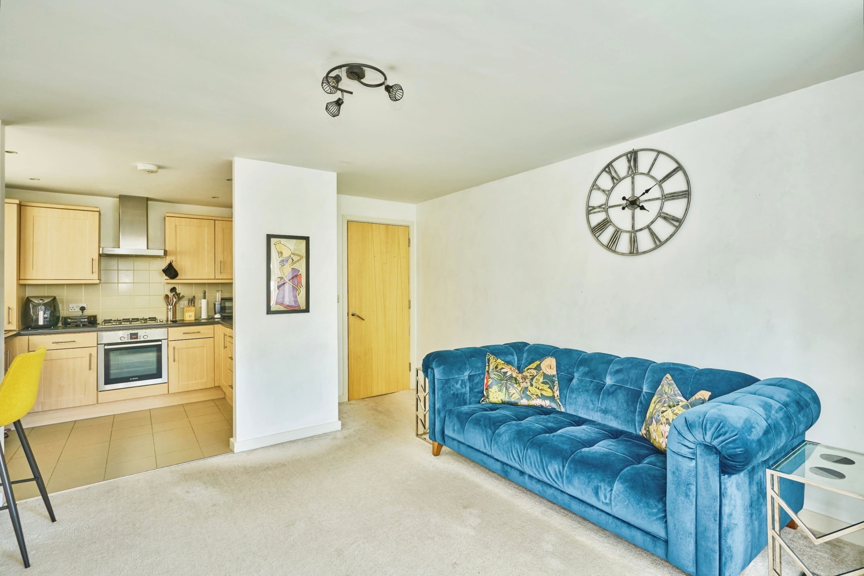 TV, stereo, offices
