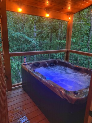 Bain à remous extérieur