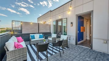 House | 4 bedrooms, Internet