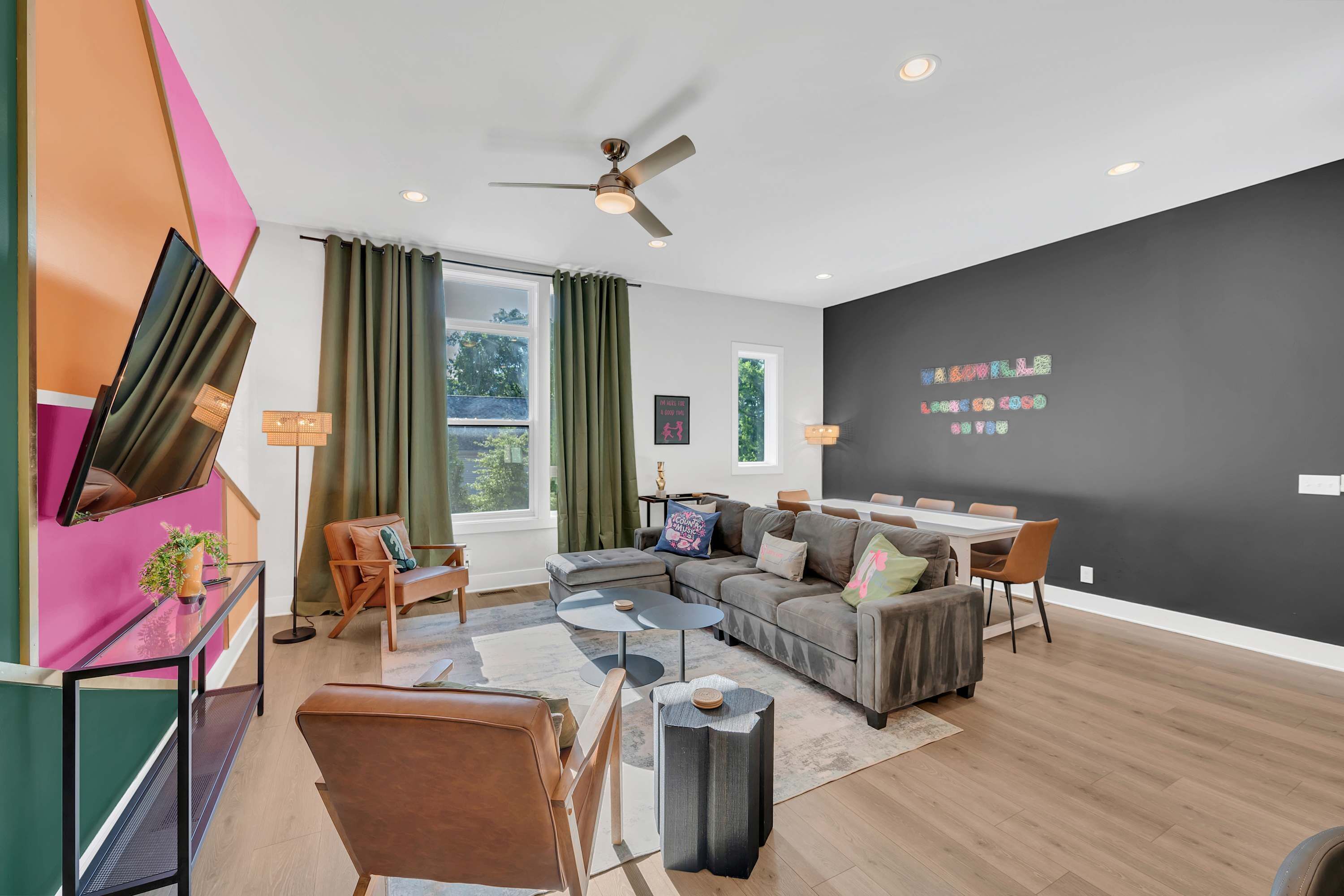 บ้านพัก | 4 ห้องนอน, โต๊ะทำงาน, อินเทอร์เน็ตความเร็วสูง