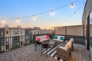 House | 4 bedrooms, desk, Internet - Close to DT Music City - Rooftop Views Game Room (Nashville)