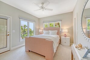 5 bedrooms, iron/ironing board, free WiFi, bed sheets