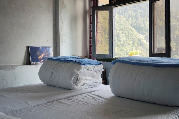 Comfort Double Room, Mountain View | Desk, laptop workspace, iron/ironing board, rollaway beds (surcharge)