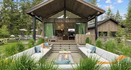 8,000sqft Scandinavian Ldge+Prvt WaterPark/Theater/Golf Sim+NEW LISTING PROMO