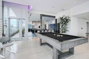 Spielezimmer