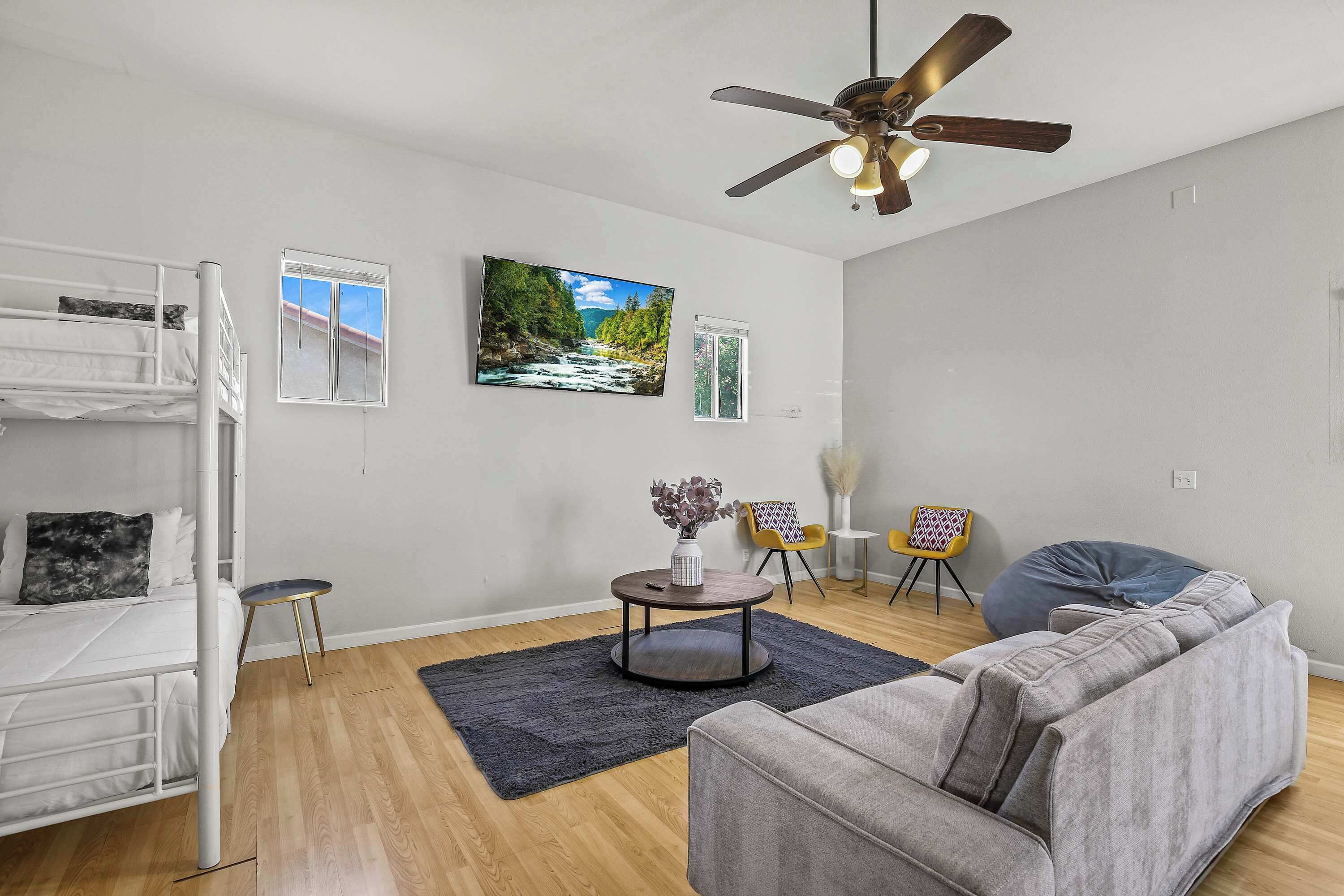1 Br Large Desert Adu Retreat With Bocce Court - Bermuda Dunes, CA