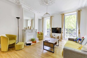 TV connectée, espaces bureaux