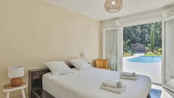 3 Schlafzimmer, BĂŒgeleisen/BĂŒgelbrett, Reisekinderbett, WLAN