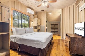 2 soverom, strykejern/-brett, wi-fi (inkludert) og sengetøy