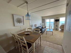 TV - OCEAN FRONT CONDO.  ENJOY YOUR MORNING COFFEE SITTING ON YOUR PRIVATE BALCONY WATCHING THE SUNRISE. (Rehoboth Beach)