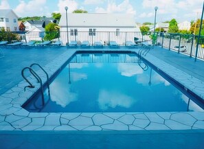 Pool - OCEAN FRONT CONDO.  ENJOY YOUR MORNING COFFEE SITTING ON YOUR PRIVATE BALCONY WATCHING THE SUNRISE. (Rehoboth Beach)