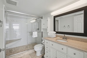 Shower, towels