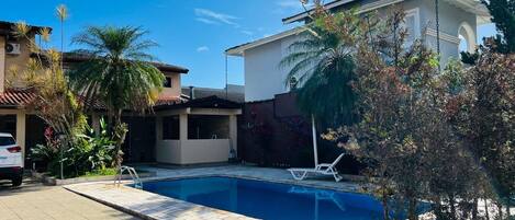 야외 수영장, 일광욕 의자