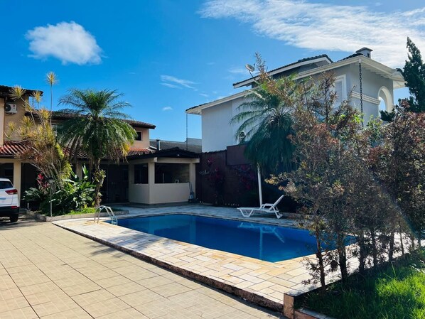 Outdoor pool, sun loungers