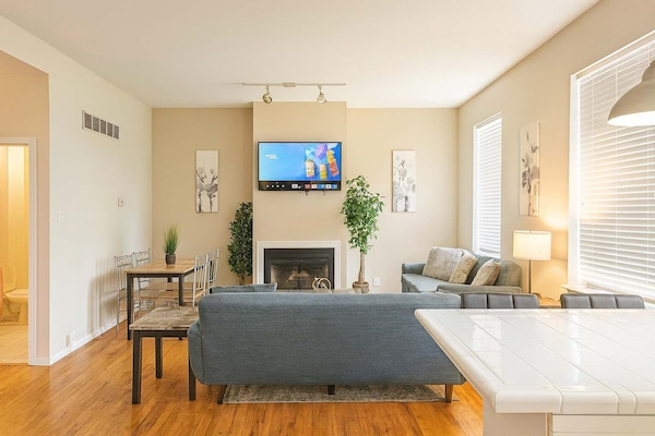 TV, fireplace, offices
