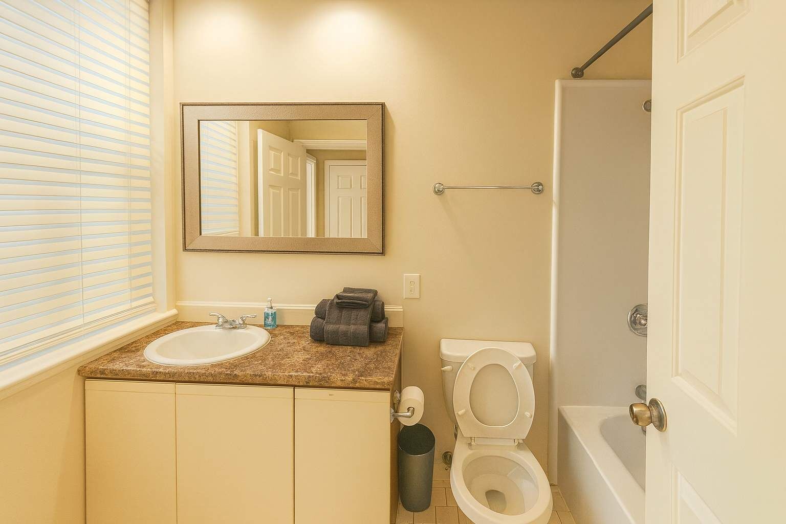 淋浴设施、吹风机、毛巾