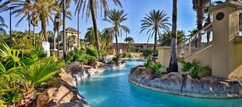 Resort Pool & Arcade: Family Townhome in Davenport