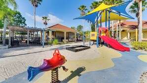 Apartment (3 Bedrooms) | Interior - 7 Mi to Wdw, Resort Perks: Retreat in Kissimmee! (Kissimmee)