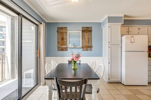 Apartment (2 Bedrooms) | Interior - Steps to Shore: Family Retreat in Myrtle Beach (Myrtle Beach)