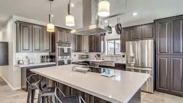 Nhà (4 Bedrooms) | Nội thất