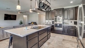 บ้านพัก (4 Bedrooms) | ภายใน