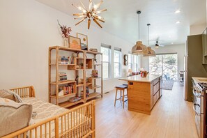 House (2 Bedrooms) | Interior