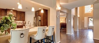 7 Mi to Lewisville Lake: Spacious Denton Home