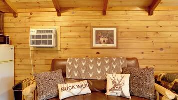 House (0 Bedroom) | Interior