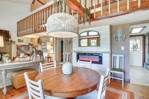 House (1 Bedroom) | Interior - 4 Mi to Lake Santeetlah: Cabin w/ Deck & Views (Robbinsville)