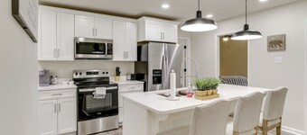 Walk to River: Newly Built Home in Heber Springs!
