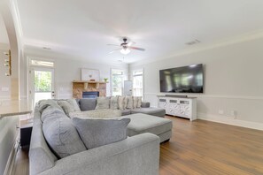 House (4 Bedrooms) | Interior