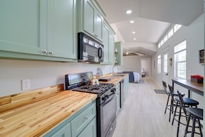 House (2 Bedrooms) | Interior - Hike, Fish & Explore: Cabin Near Eufala Lake! (McAlester)