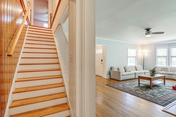 House (5 Bedrooms) | Interior