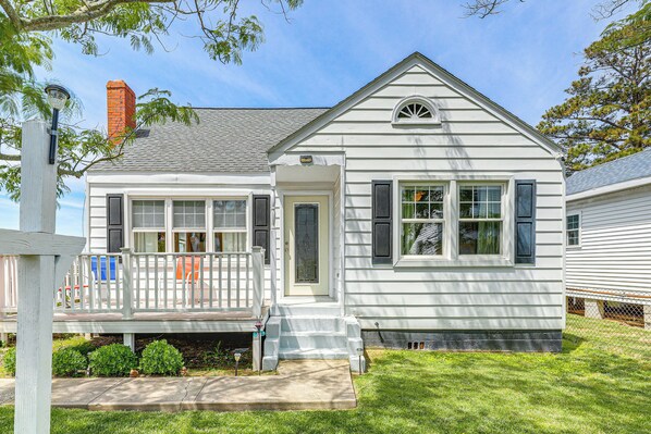 House (3 Bedrooms) | Interior - Walkable Beach Retreat on Chesapeake Bay! (Tangier)