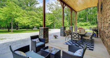 Creekside Retreat w/ Mtn Views in Lambsburg!