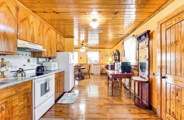 Cottage (1 Bedroom) | Interior