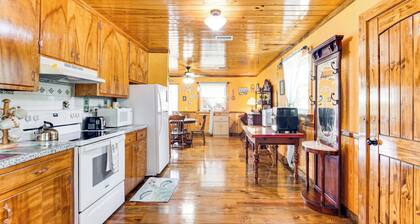 Deck & Hot Tub: Lakeside Retreat in Inverness!
