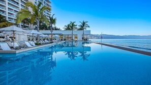 House - Panoramic Hot Tub Oceanview Luxury 4BR Penthouse (Puerto Vallarta)