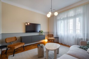 Apartment | 3 bedrooms, Internet - Elegant 3BR Flat Steps From Romanian Athenaeum (Bucharest)