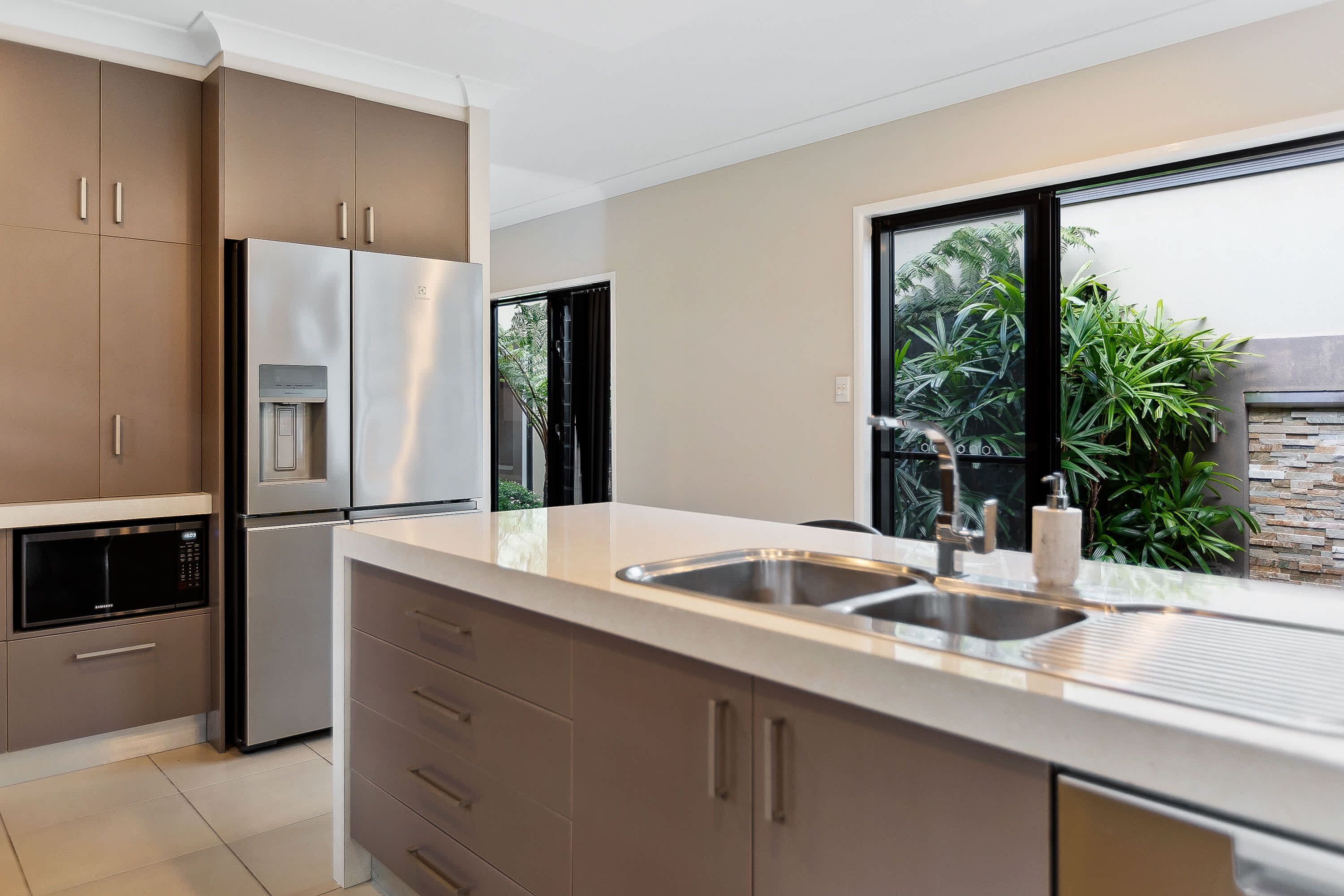 House | 4 bedrooms, Internet