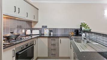 Apartment | 1 bedroom, Internet