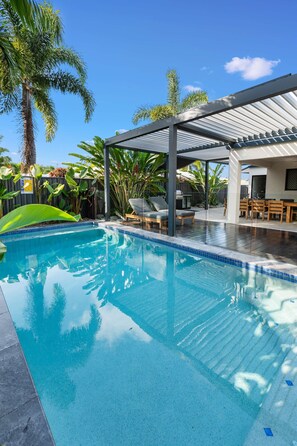 House - Curlews Nest - Pool BBQ and Beach (Cairns)