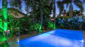 Casa | 4 quartos, acesso à internet de alta velocidade